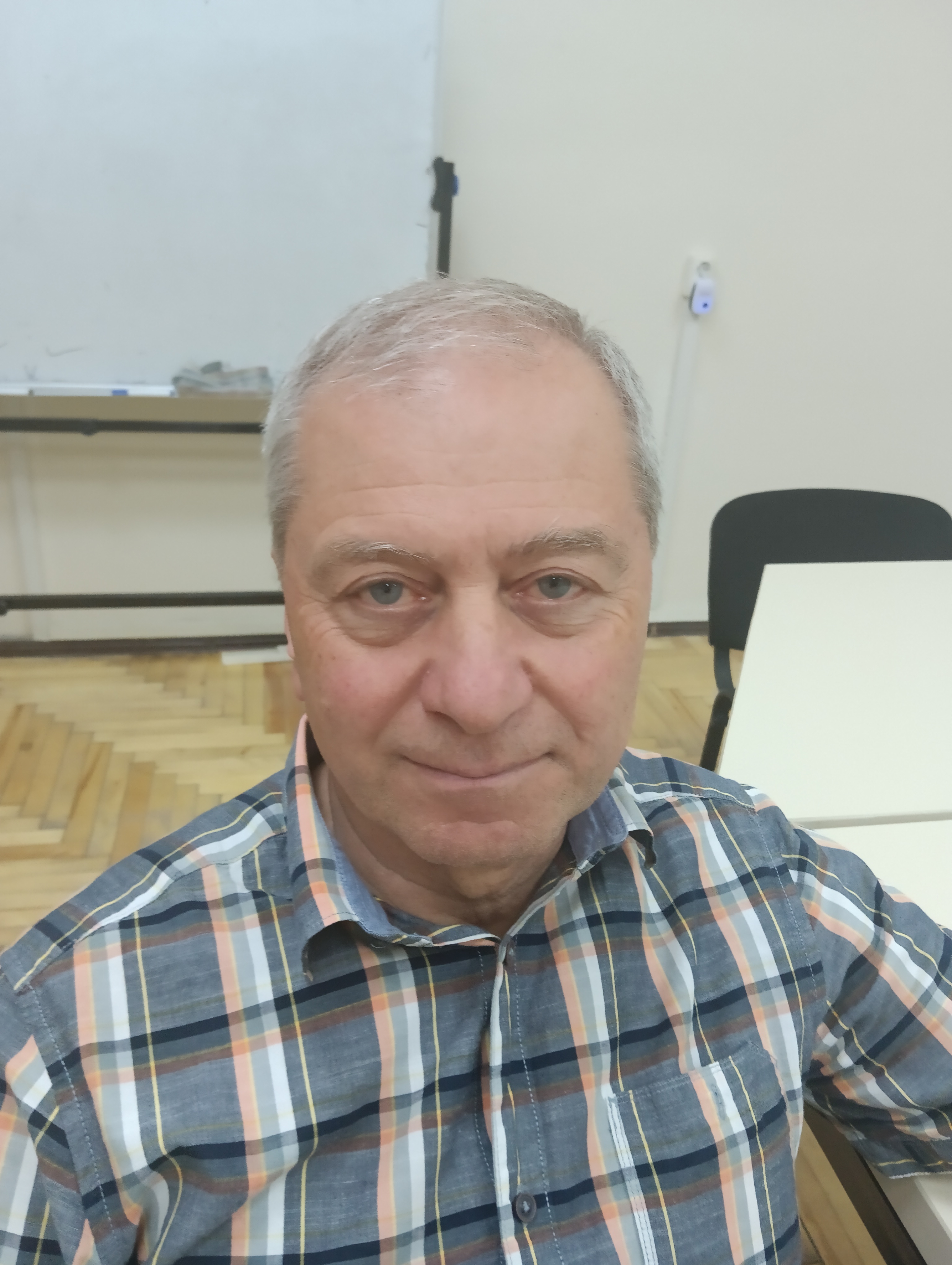ტაბიძე მირიან დუგლასის ძე
