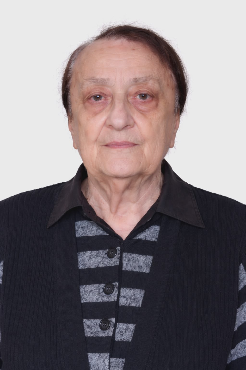 უშარაული ესმა არტემის ასული